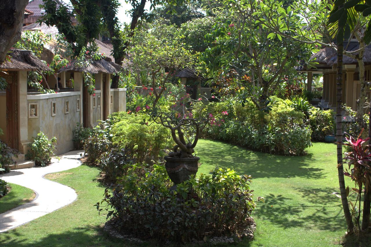 The Sari Beach Legian Esterno foto