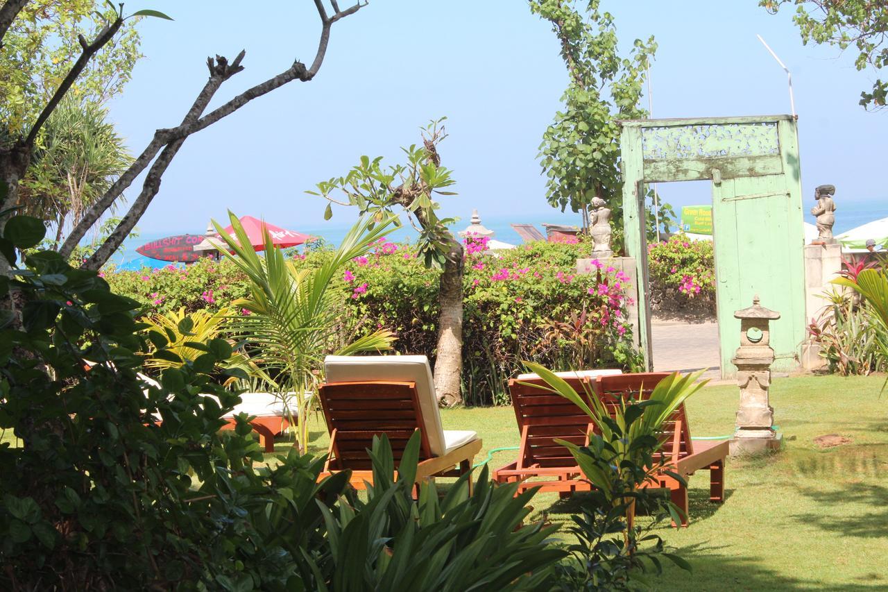 The Sari Beach Legian Esterno foto